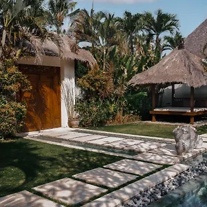 nyaman-villas-seminyak-bali.ubudhotelsnow.com/